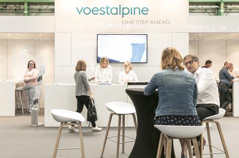 Present You, stand Sadef, VIP Event